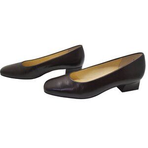 bass womens leather slide on 1.25" heel slide on pumps.